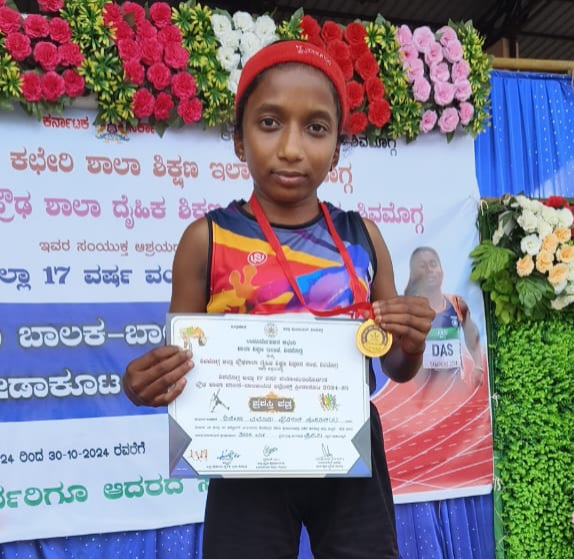 HOSANAGARA-SPORTS ದೈಹಿಕ ಕುಬ್ಜತೆಯ ನಡುವೆಯು ಸಾಧನೆಯ ನಾಗಲೋಟ…<br>ರಾಜ್ಯಮಟ್ಟಕ್ಕೆ ಆಯ್ಕೆಯಾದ ಅರ್ಚನಾ…