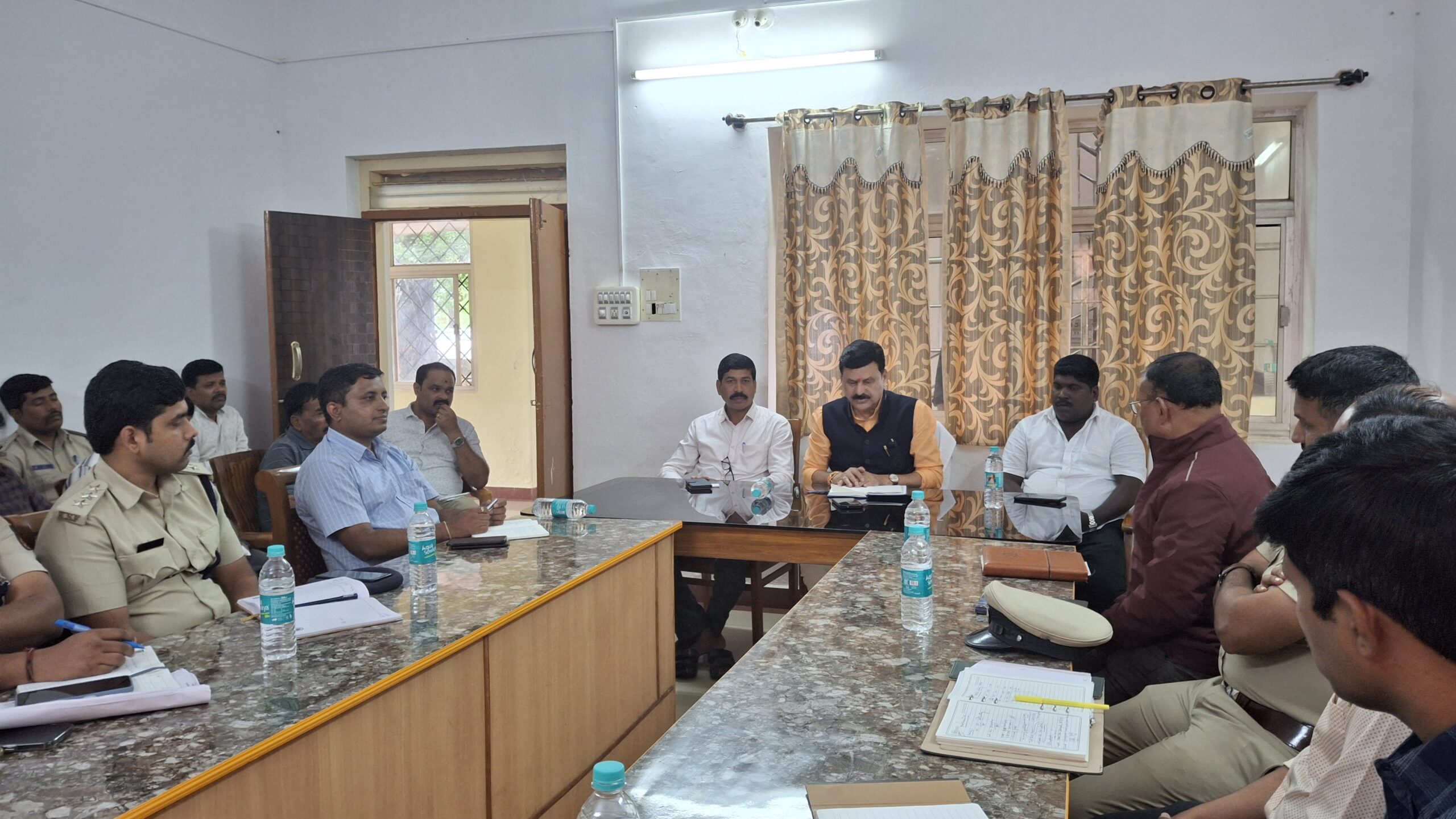 GOPALKRISHNA BELUR: ಗ್ರಾಮ ಸಭೆಗೆ ಅಧಿಕಾರಿಗಳು ಖುದ್ದು ಹಾಜರಾಗಬೇಕು: ಶಾಸಕ ಗೋಪಾಲಕೃಷ್ಣ ಬೇಳೂರು…